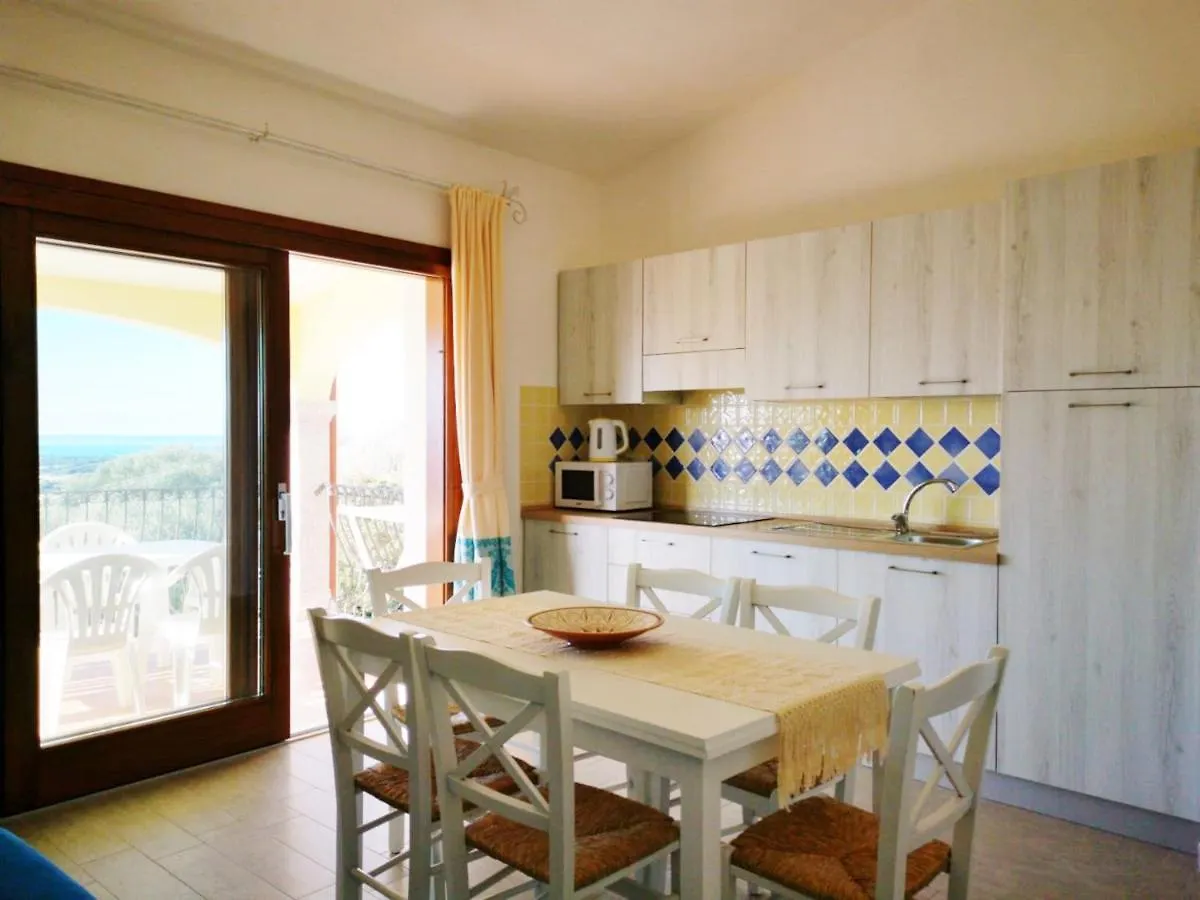 The Fantastic Residenza Badus Two Bedroom Sleeps Six Child Num0824 Badesi Apartamento