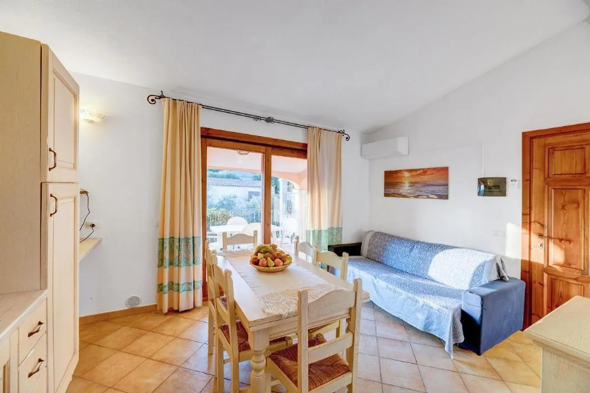 The Fantastic Residenza Badus Two Bedroom Sleeps Six Child Num0824 Badesi 0*,