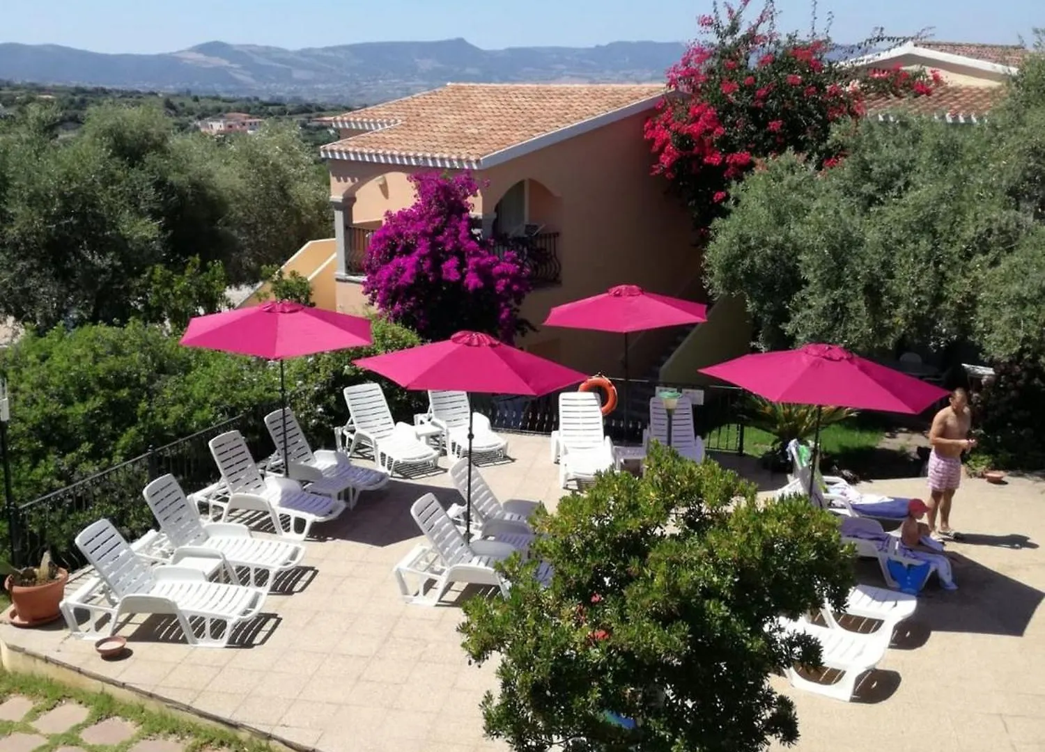The Fantastic Residenza Badus Two Bedroom Sleeps Six Child Num0824 Badesi Apartamento