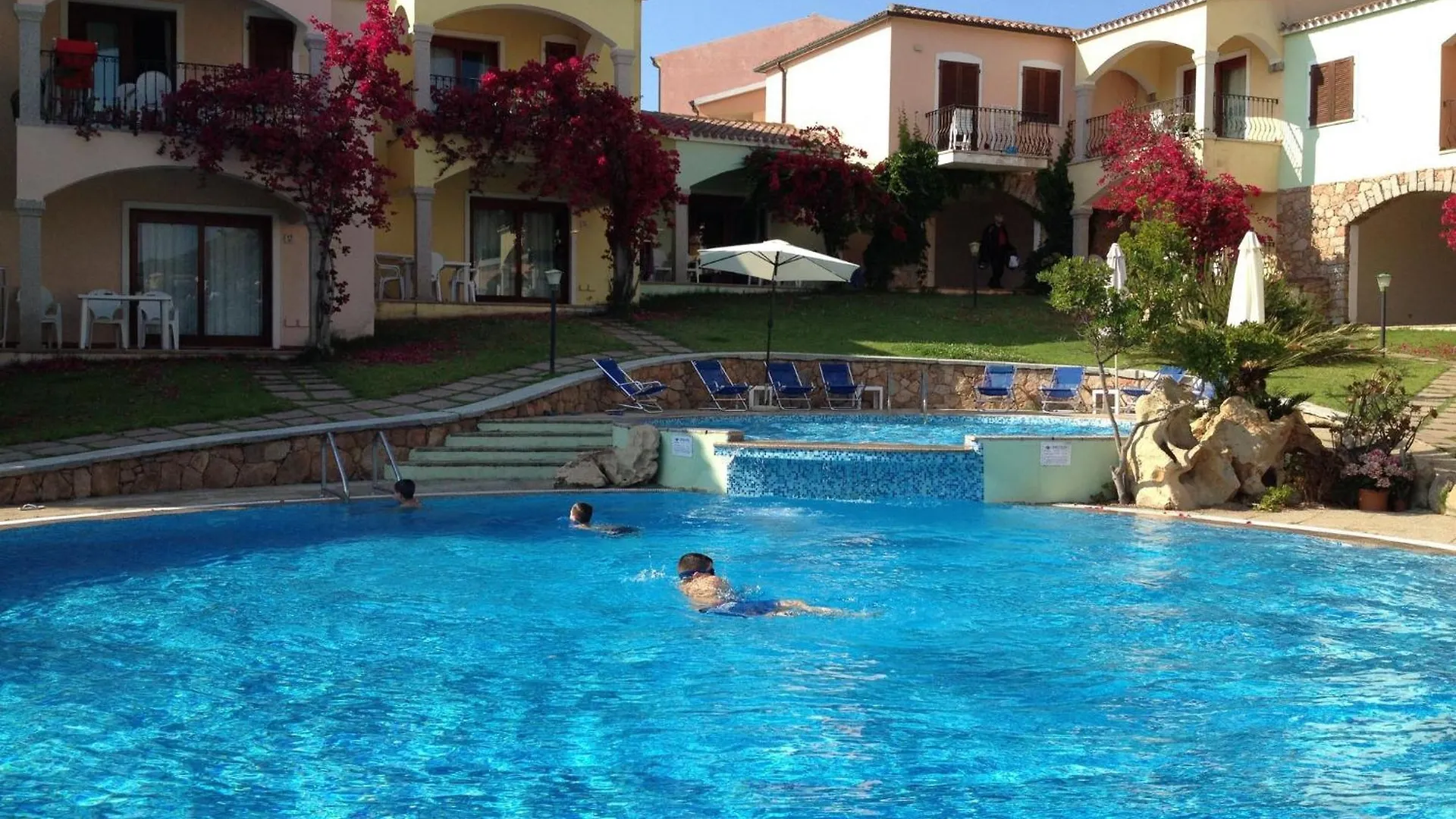 The Fantastic Residenza Badus Two Bedroom Sleeps Six Child Num0824 Badesi 0*,  Italia